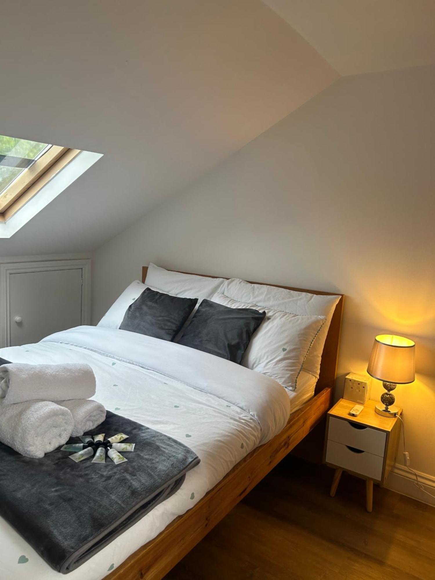 Qties Luxury Home Londra Esterno foto